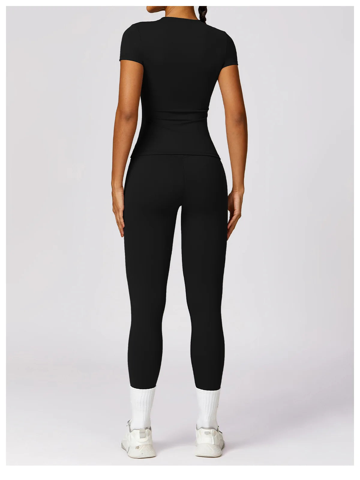 Seamless Yoga Top for Women – Lightweight & Stretchy