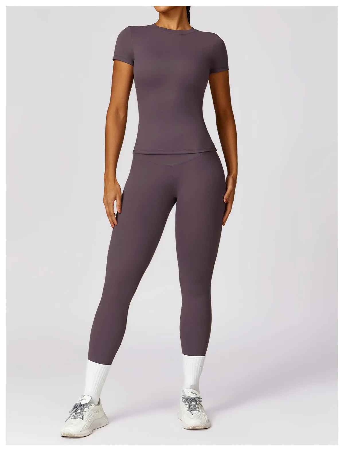 Seamless Yoga Top for Women – Lightweight & Stretchy