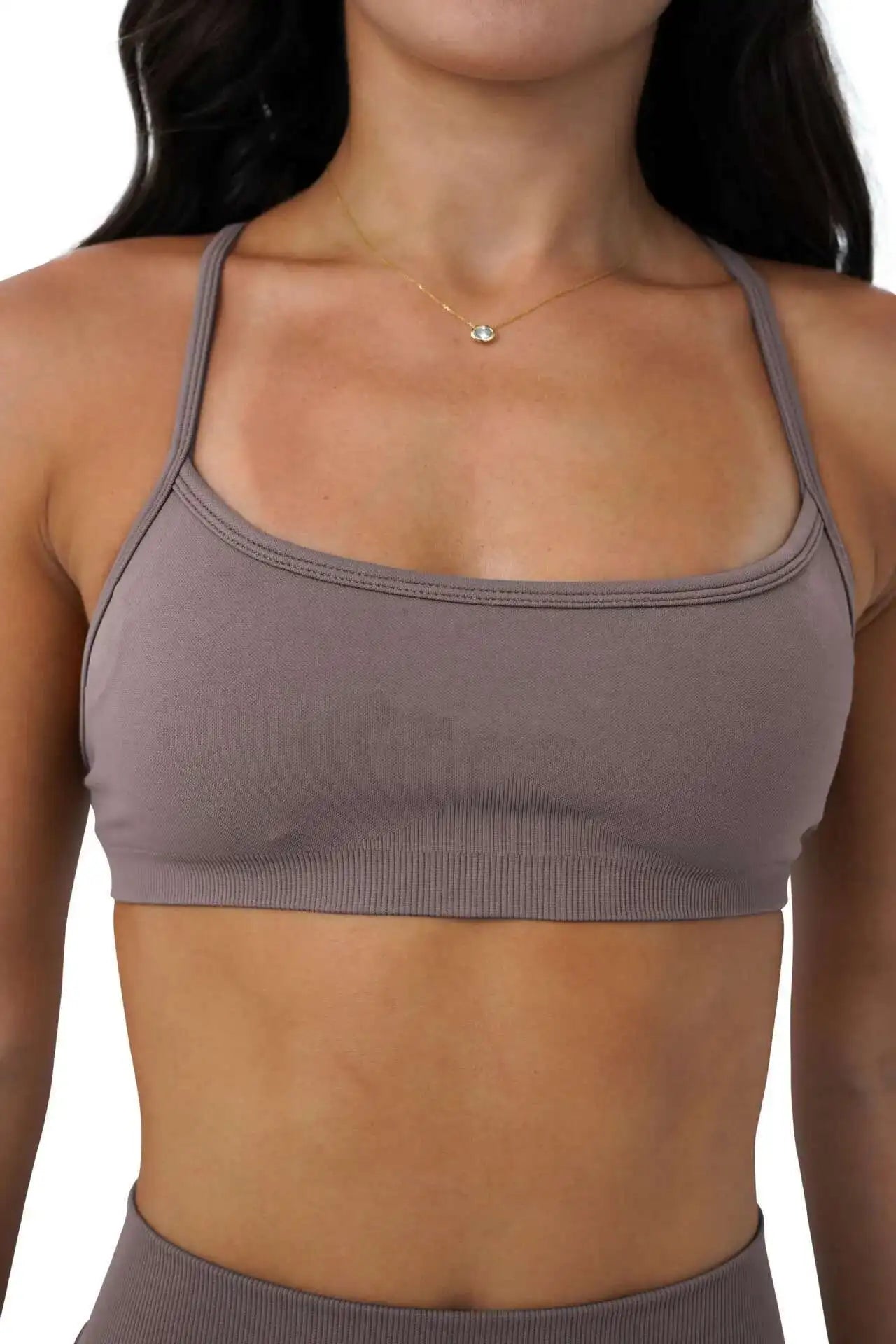 KiKis seamless sports bra for women in mauve with thin straps and square neckline