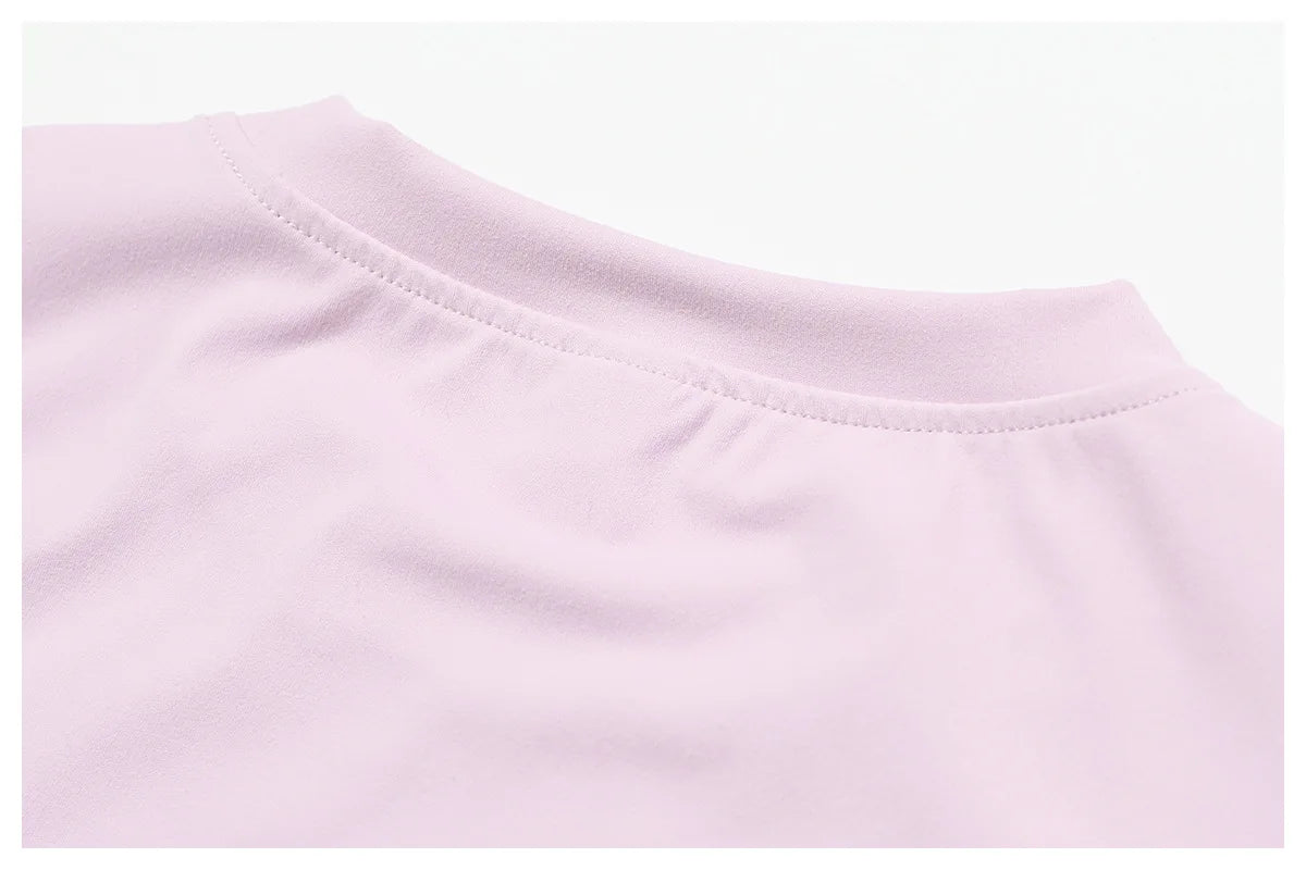 Seamless Yoga Top for Women – Lightweight & Stretchy