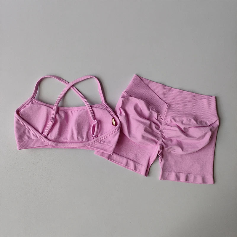 Seamless Yoga Suit for Women - Comfortable & Stylish
