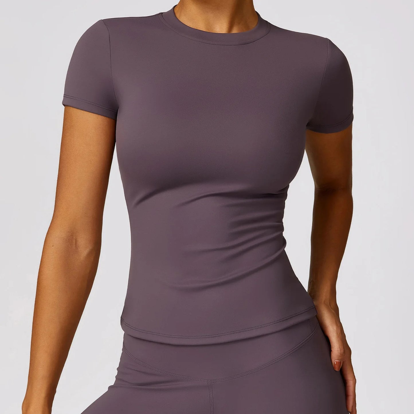Seamless Yoga Top for Women – Lightweight & Stretchy