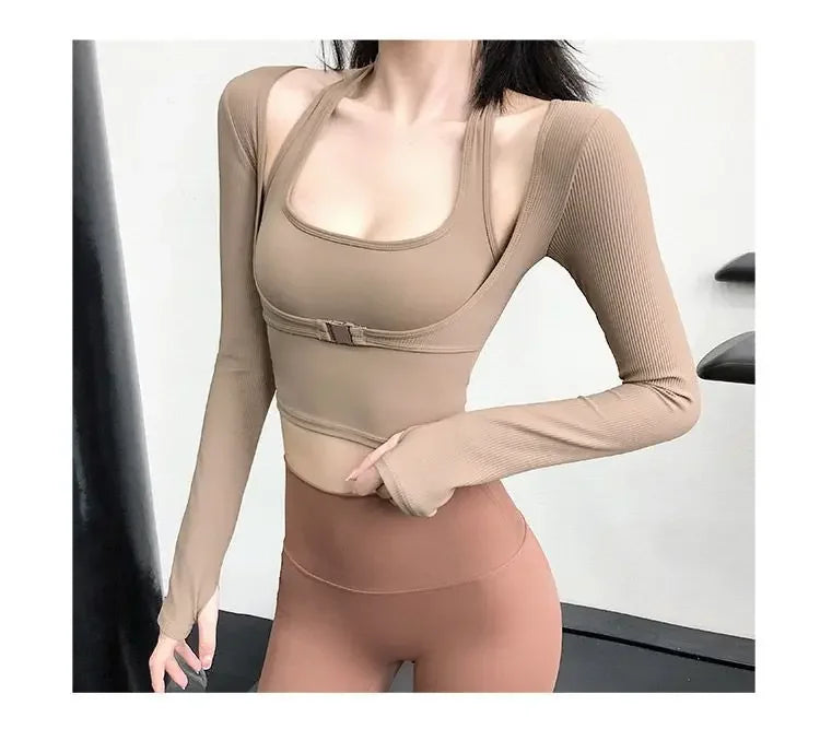 KiKis sexy women's yoga crop top in beige with long sleeves and matching high-waisted leggings