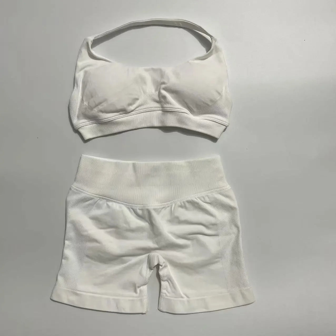 KiKis seamless fitness yoga set for women in white with high-waisted shorts and racerback sports bra
