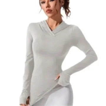 KiKis women's heart hat sweatshirt in light gray with long sleeves and fitted design