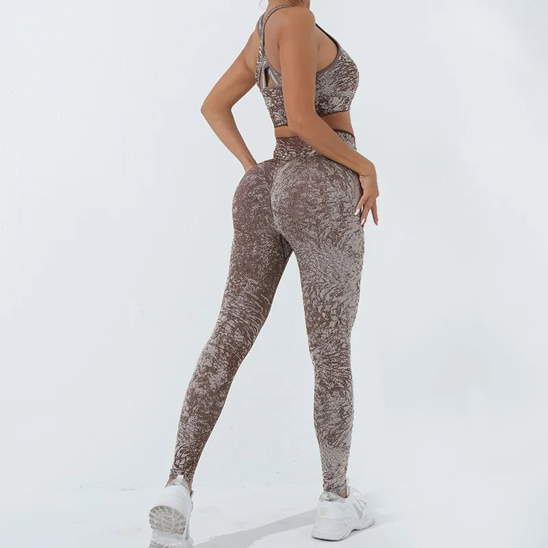 Woman wearing KiKis women's seamless yoga set in brown patterned fabric with white sneakers